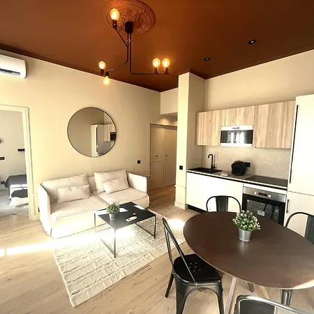 Beaumont Republique Apartament